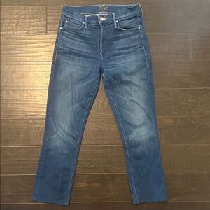 MOTHER The Mid Rise Dazzler Crop Fray Squeeze It Straight Blue Jeans Size 27